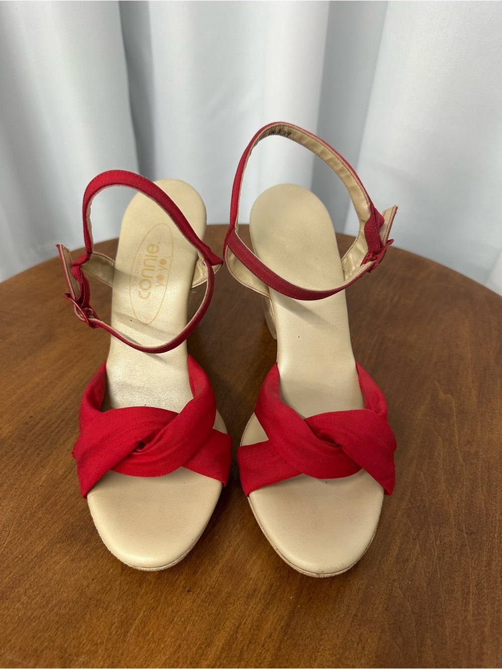 Vintage Connie YoYo Red Knotted Ankle-Strap Wedges size 8.5 retro